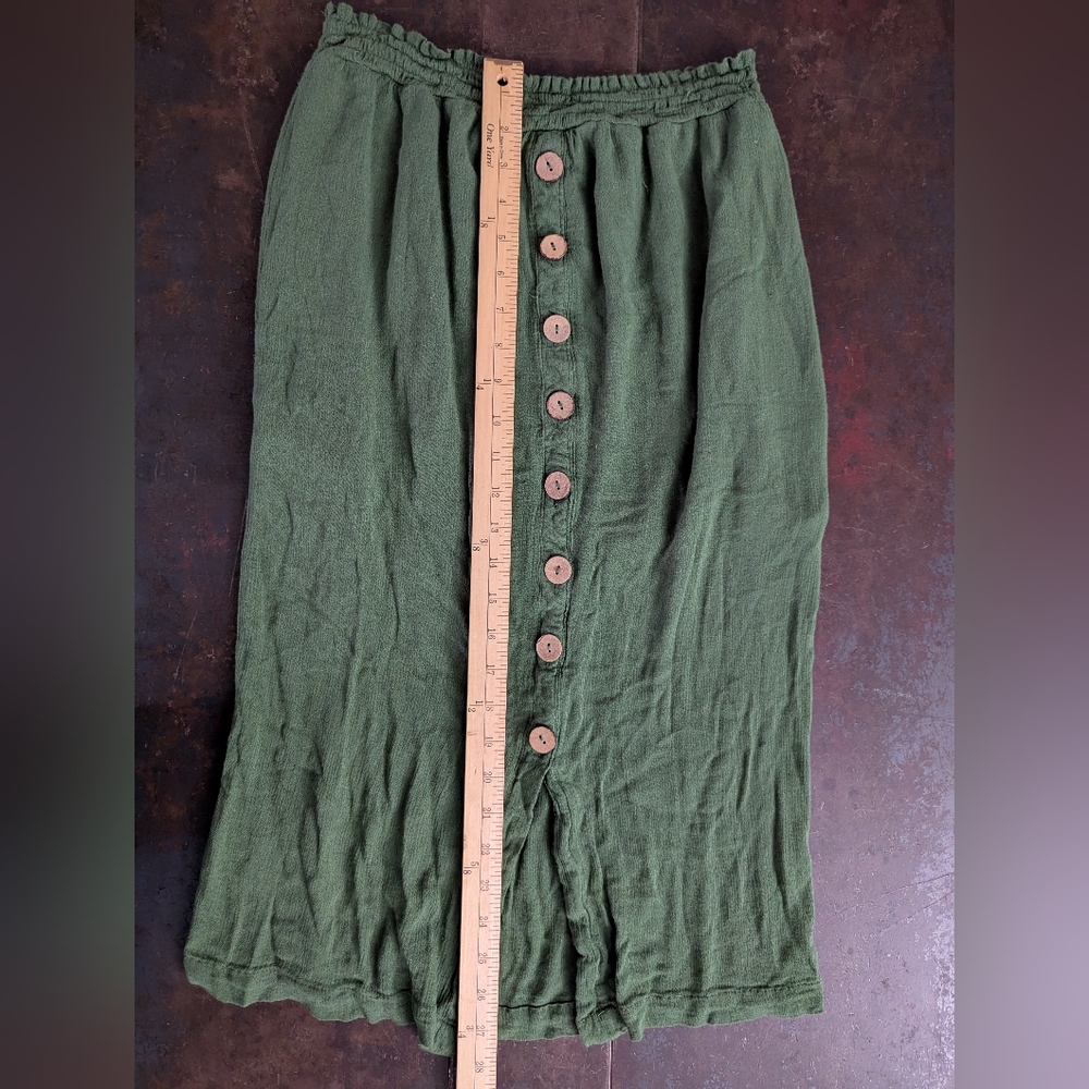 Harper Green Button-Down Skirt - Picture 6 of 7